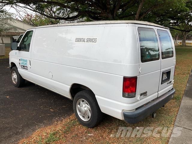 Ford E-150 Utilitara