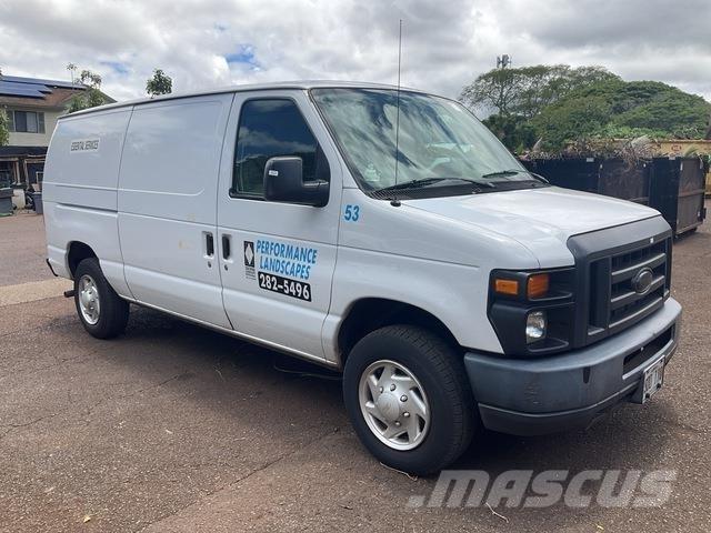 Ford E-150 Utilitara