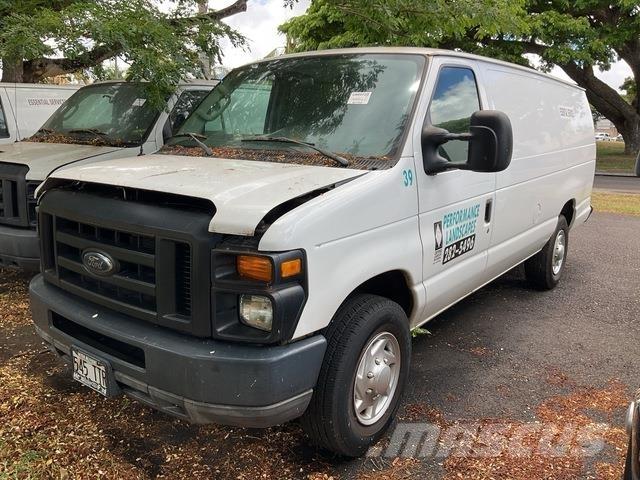 Ford E-250 Utilitara