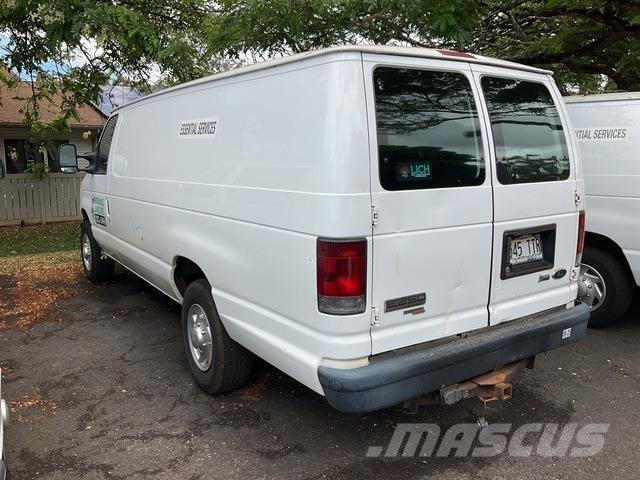 Ford E-250 Utilitara