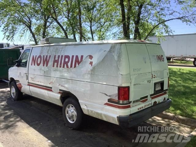 Ford E-350 Utilitara