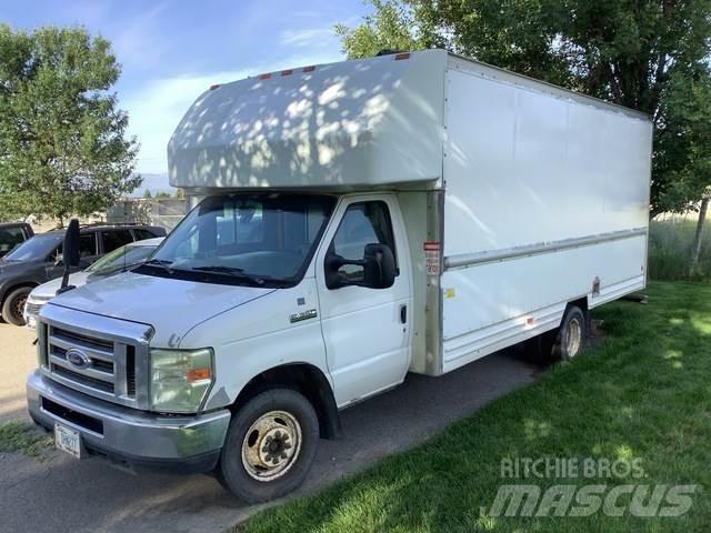 Ford E-350 Autoutilitara transoprt marfuri