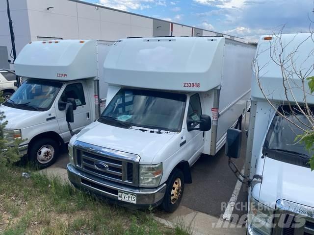 Ford E-350 Utilitara
