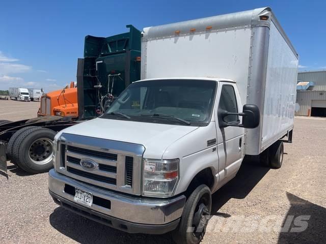 Ford E-350 Autocamioane