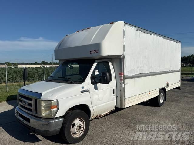 Ford E-350 Autoutilitara transoprt marfuri
