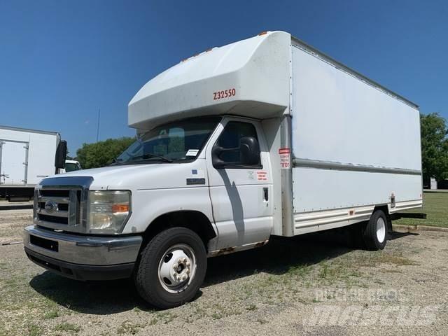 Ford E-350 Autocamioane