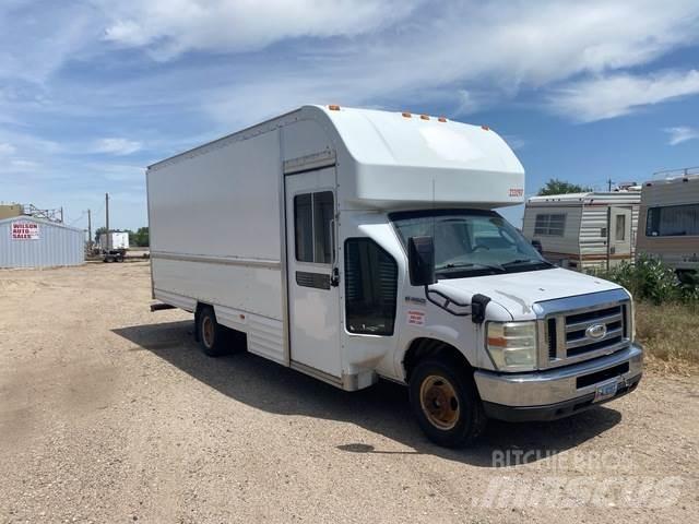 Ford E-350 Autocamioane