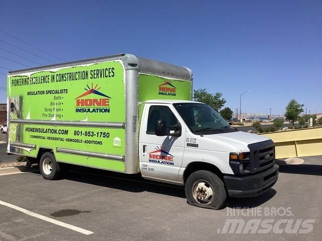 Ford E-350 Autocamioane