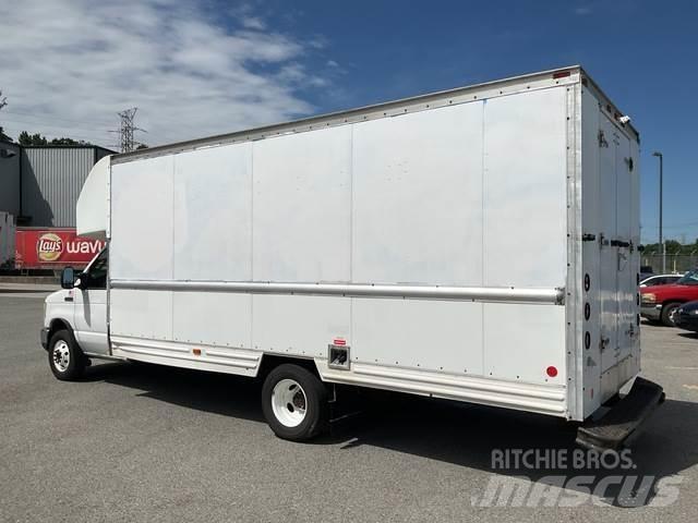 Ford E-350 Autoutilitara transoprt marfuri