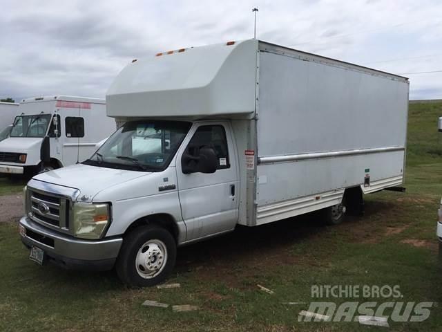 Ford E-350 Autocamioane