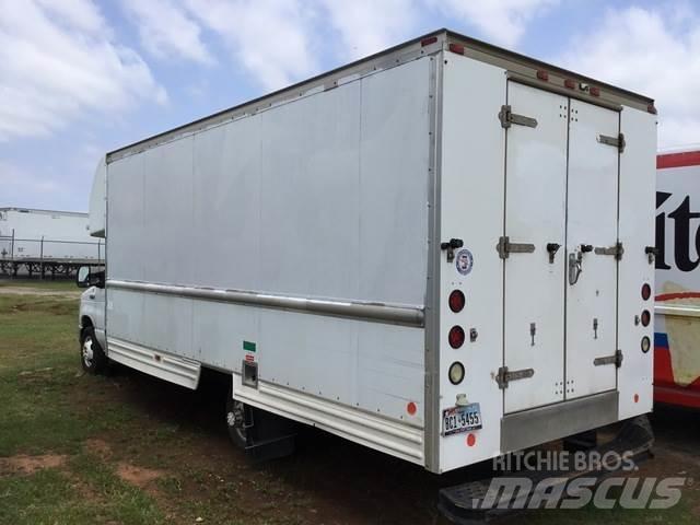 Ford E-350 Autocamioane