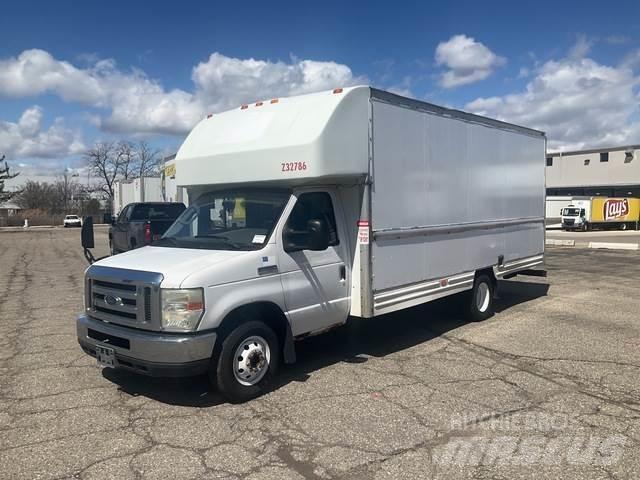 Ford E-350 Autocamioane
