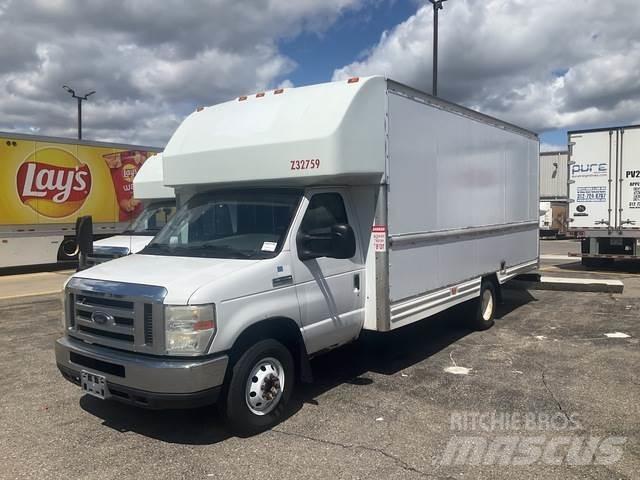 Ford E-350 Autocamioane