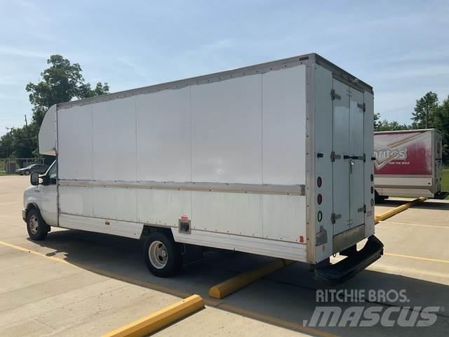 Ford E-350 Utilitara