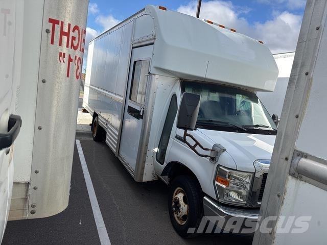 Ford E-350 Autocamioane