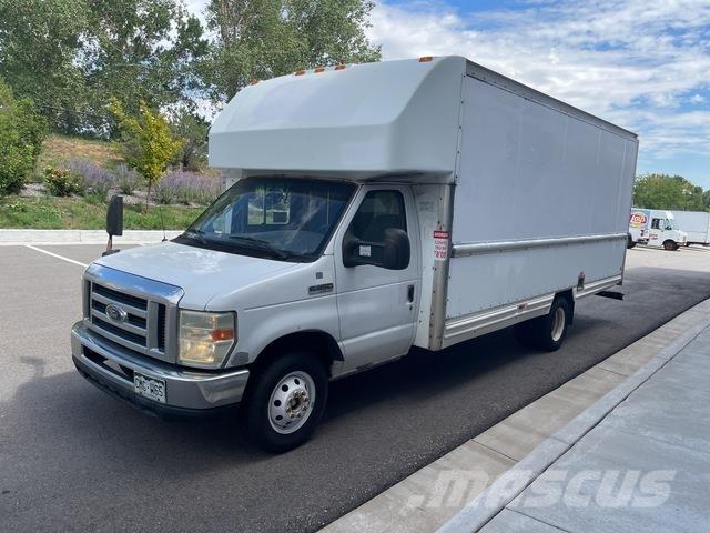 Ford E-350 Autocamioane