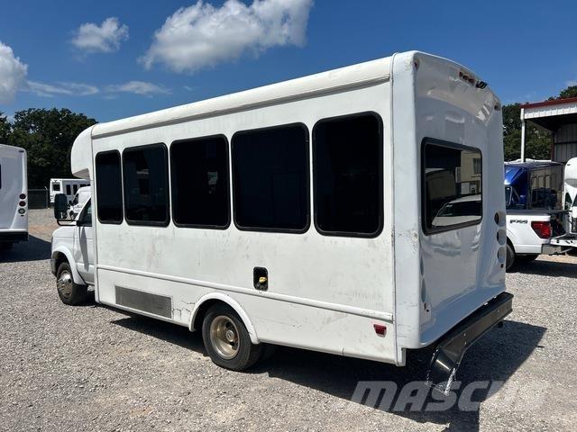 Ford E-350 Mini autobuze
