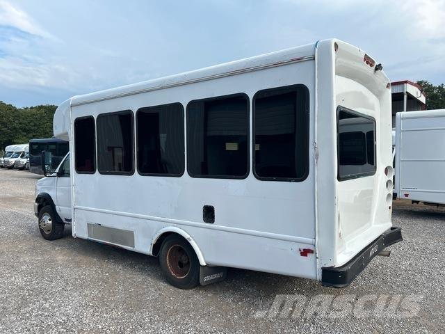 Ford E-350 Mini autobuze