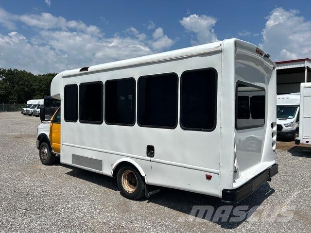 Ford E-350 Mini autobuze
