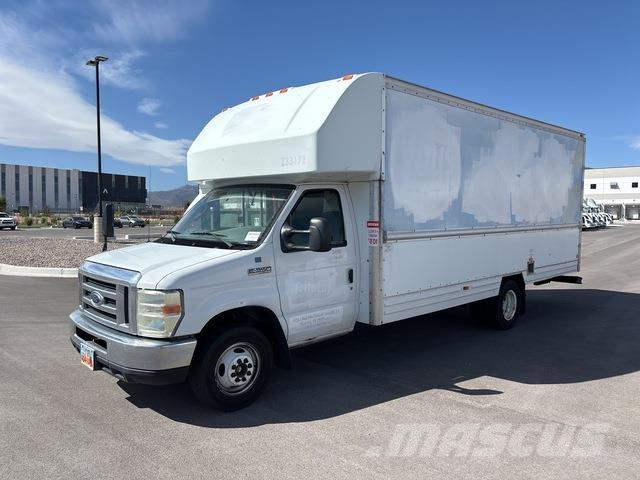Ford E-350 Autoutilitara transoprt marfuri