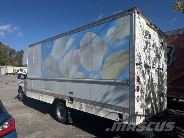 Ford E-350 Autoutilitara transoprt marfuri