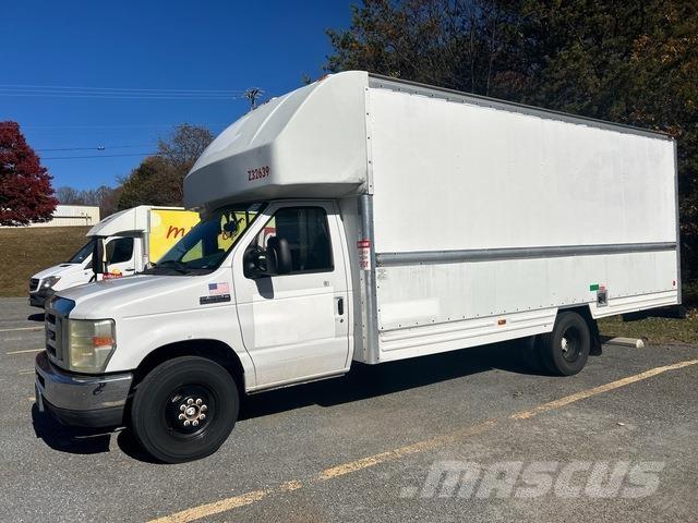 Ford E-350 Autoutilitara transoprt marfuri