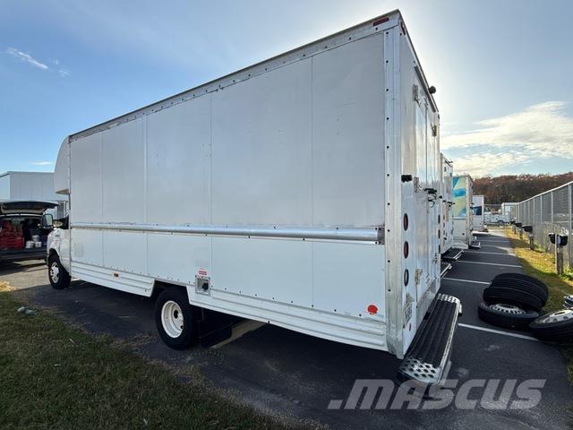 Ford E-350 Autoutilitara transoprt marfuri