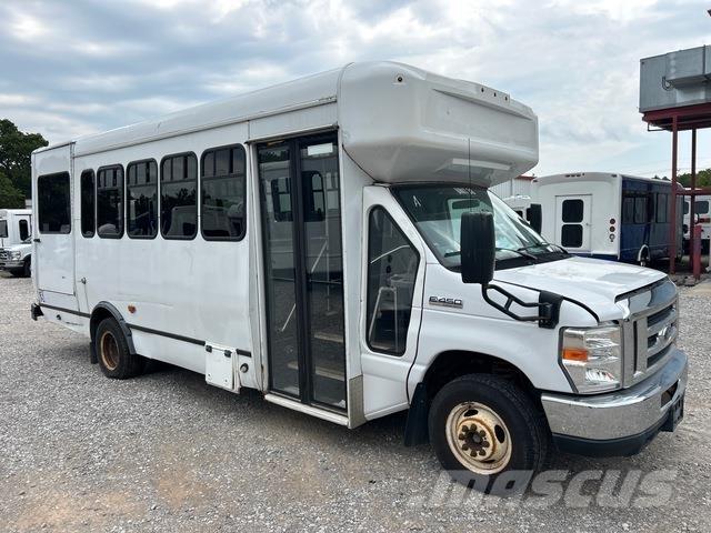 Ford E-450 Mini autobuze