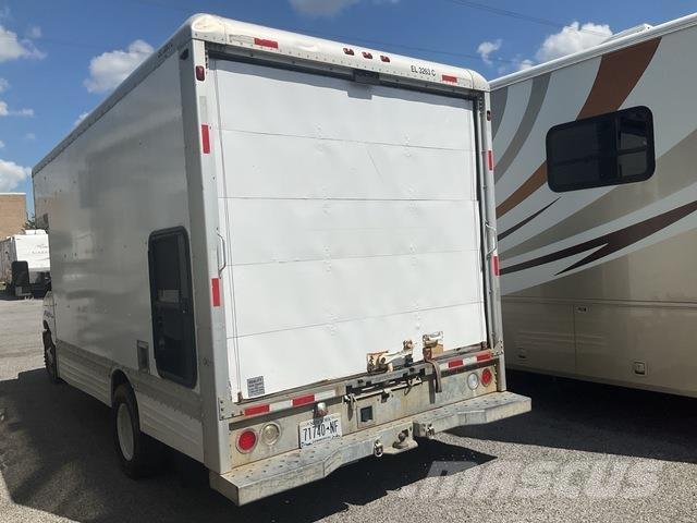 Ford E-450 Autocamioane