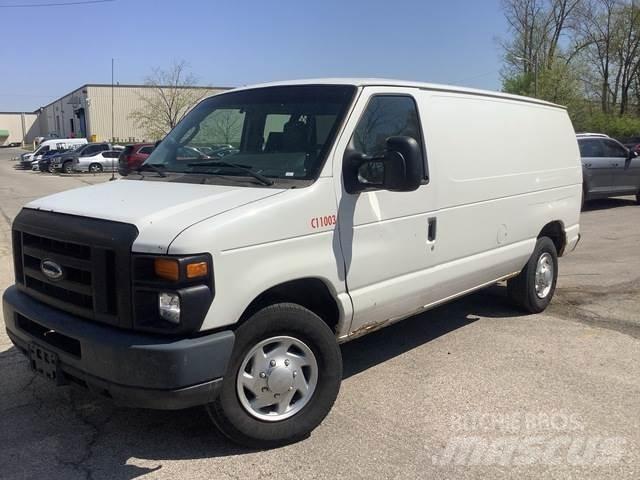 Ford E250 Utilitara
