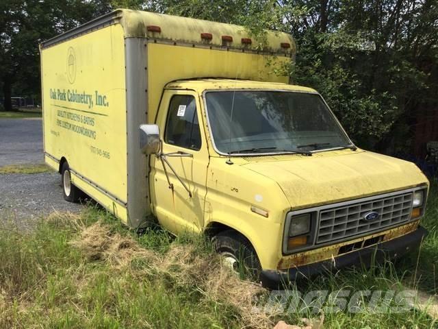 Ford E350 Autocamioane