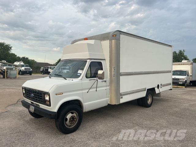 Ford E350 Autocamioane