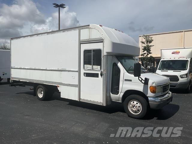 Ford E350 Autocamioane