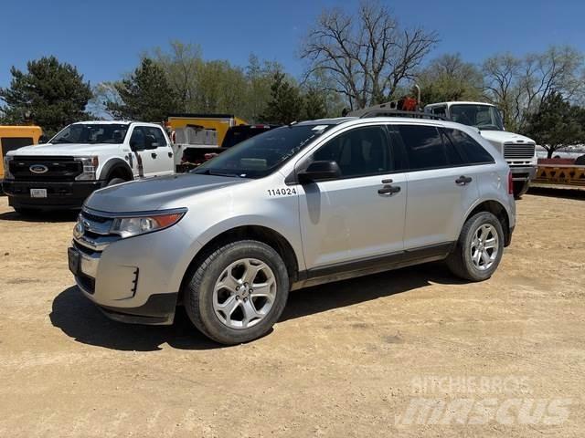 Ford Edge SE Masini