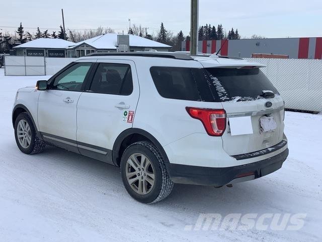 Ford Explorer Masini