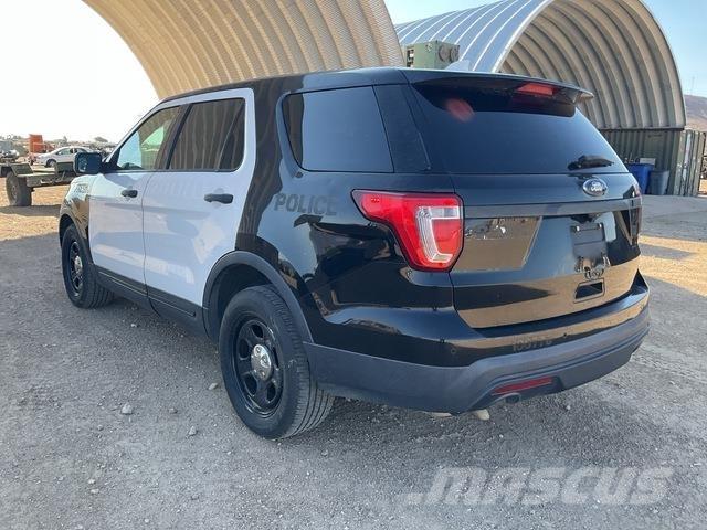 Ford Explorer Masini