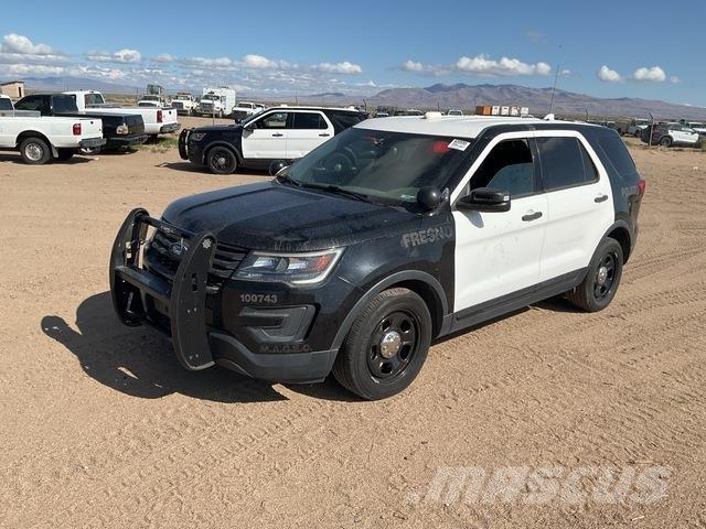 Ford Explorer Masini