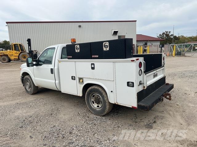 Ford F-250 Pick up/Platou