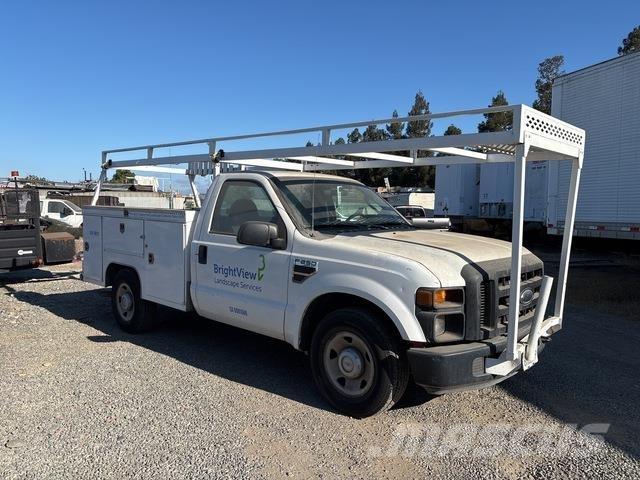 Ford F-250 Pick up/Platou