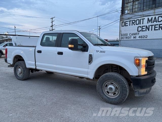 Ford F-250 Pick up/Platou