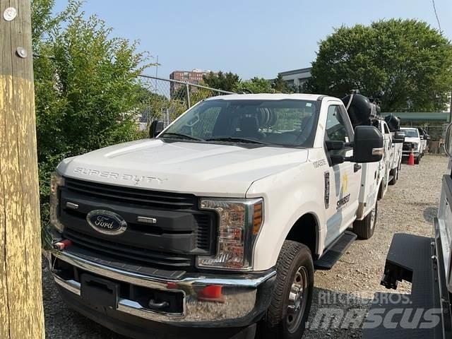 Ford F-250 Municipal/vehicul cu uz general