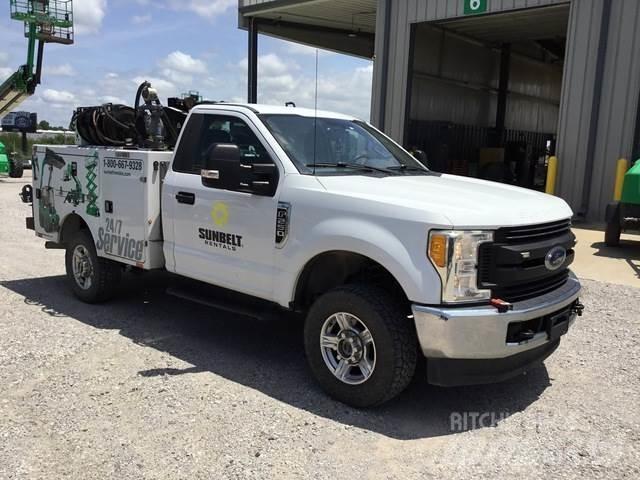 Ford F-250 Municipal/vehicul cu uz general