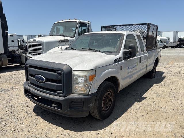 Ford F-250 Pick up/Platou