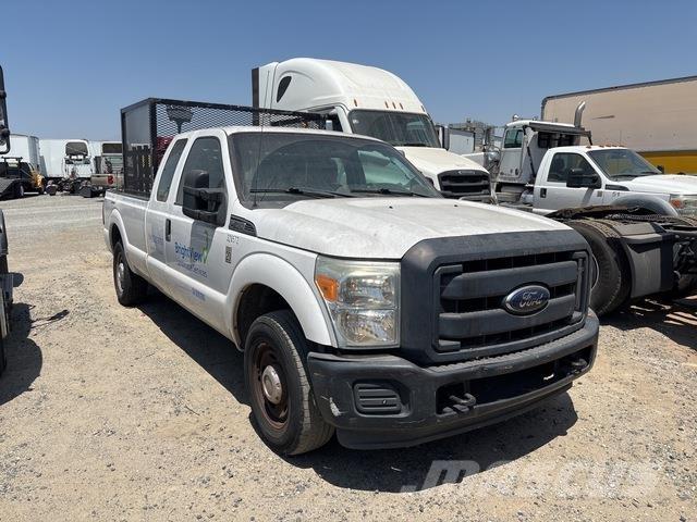 Ford F-250 Pick up/Platou