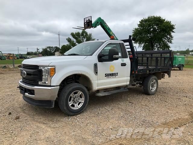 Ford F-250 Camioane platforma/prelata