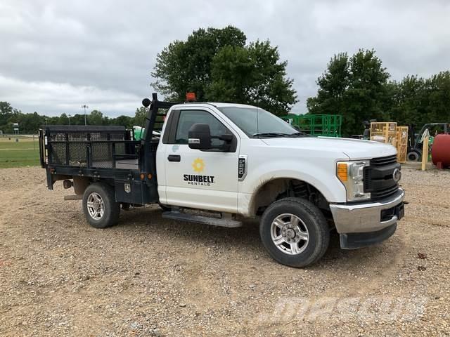 Ford F-250 Camioane platforma/prelata