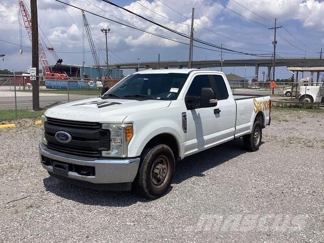 Ford F-250 Pick up/Platou