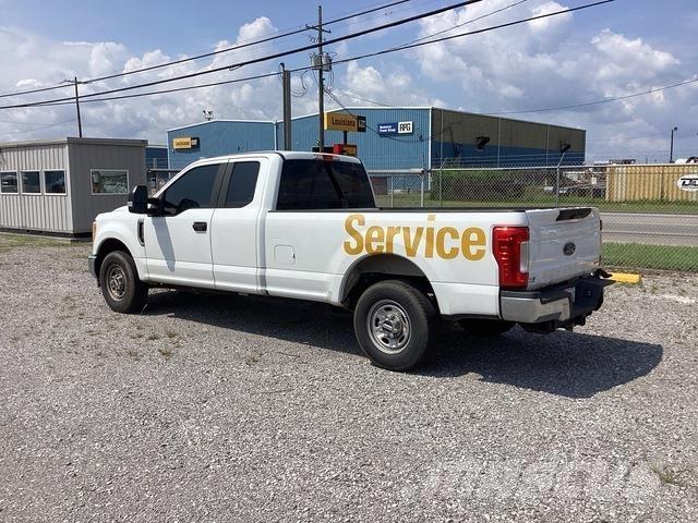 Ford F-250 Pick up/Platou