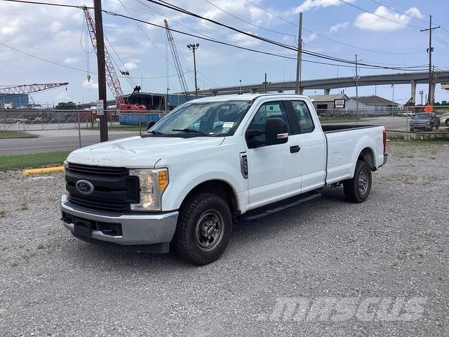 Ford F-250 Pick up/Platou