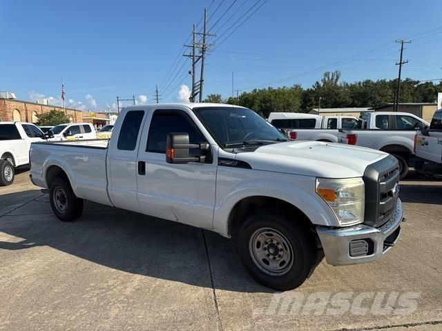 Ford F-250 Pick up/Platou